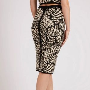 NWT Guess Posie Jacquard Skirt Black and Cream Size XSmall